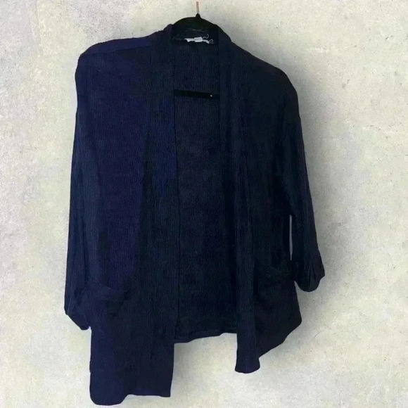 Socialite cardigan‎ size medium - Picture 4 of 4